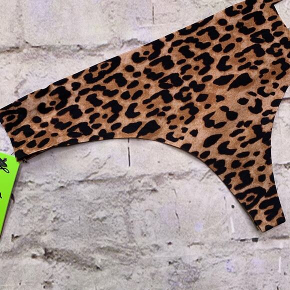 NEW Sam Edelman Peek-A-Cheek Panties - Picture 2 of 6